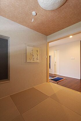 株式会社 ユーロプランニングの施工事例「個性ひきたつ光が注ぐ家」の画像4