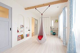 株式会社 ユーロプランニングの施工事例「光が家族の空間を照らす明るい家」の画像5