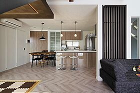 株式会社 ユーロプランニングの施工事例「落ち着いたシャビーヴィンテージの家」の画像3