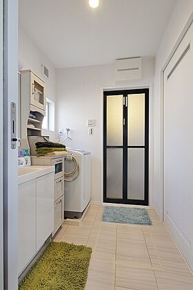 株式会社 ユーロプランニングの施工事例「落ち着いたシャビーヴィンテージの家」の画像6