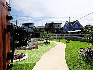 株式会社 ユーロプランニングの施工事例「南国風の青いキューブハウス」の画像6