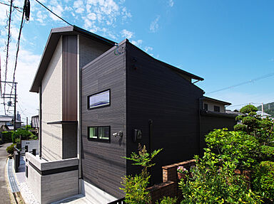 株式会社 ユーロプランニングの施工事例「本と暮らす。素敵な書斎のある家」の画像6