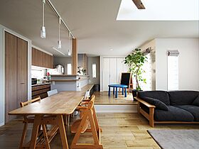 株式会社 ユーロプランニングの施工事例「ロフトベットで楽しい子ども部屋のある家」のメイン画像