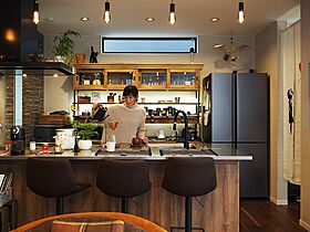 株式会社 ユーロプランニングの施工事例「好きをつめこんだリビング土間の家」の画像5