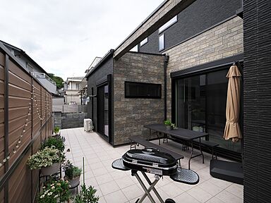 株式会社 ユーロプランニングの施工事例「仲良し二世帯の理想の家」の画像10