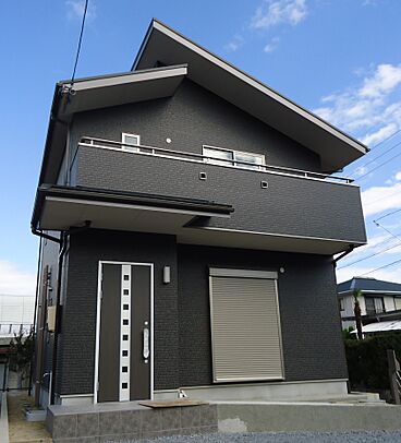 リバウスホームの施工事例「愛知県東海市 スタイリッシュモダンハウス」の画像