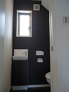 リバウスホームの施工事例「愛知県東海市 スタイリッシュモダンハウス」の画像5