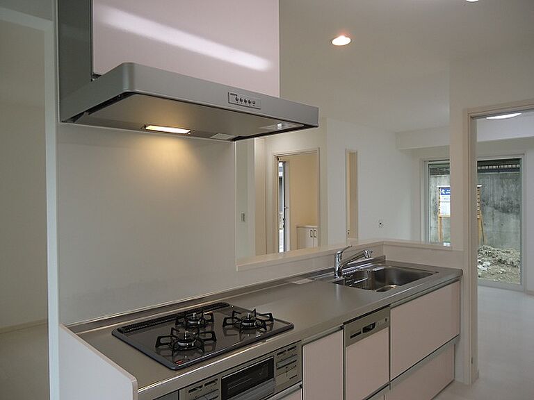 リバウスホームの公式画像_キッチン3