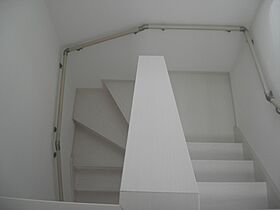 リバウスホームの施工事例「愛知県東海市 森をイメージさせるグリーンハウス」の画像5