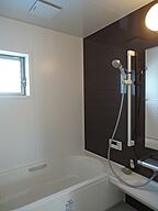 カフェスタイルの浴室 リバウスホームの事例画像