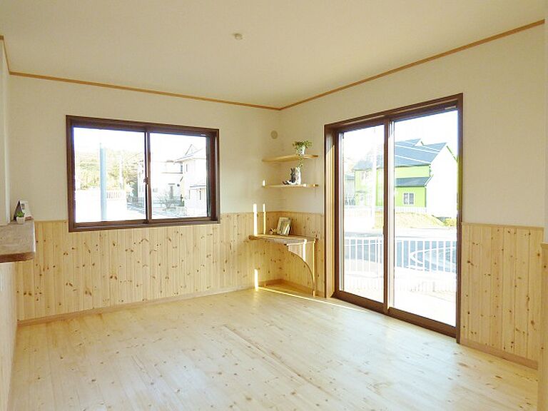 リバウスホームの公式画像_リビング2