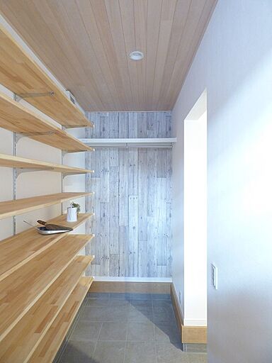 リバウスホームの施工事例「愛知県東海市 高台にある眺望のよいお住まい」の画像3