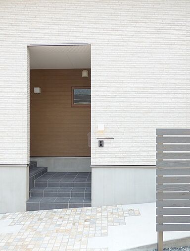 リバウスホームの施工事例「愛知県知多市 ナチュラルアメリカンハウス」の画像1