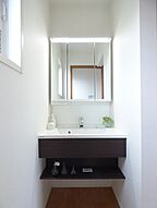 和風・和モダンスタイルの洗面所 リバウスホームの事例画像