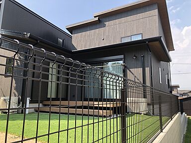 リバウスホームの施工事例「愛知県知多市 自然でスタイリッシュな明るい家」の画像