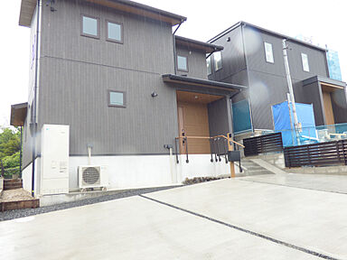 リバウスホームの施工事例「愛知県知多市 自然でスタイリッシュな明るい家」の画像3