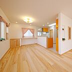 シンプルモダンスタイルのリビング 株式会社グリーンワールドの事例画像