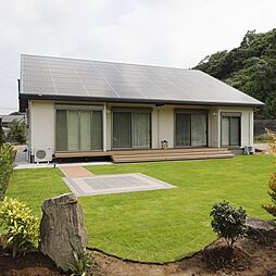 ヤマト住建 住まいのギャラリー西神戸店の施工事例「ラグジュアリーな1.5階建て樅の木の家」の画像