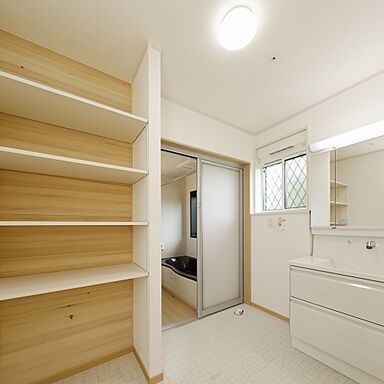 株式会社グリーンワールドの施工事例「一体型2世帯の平屋建て」の画像3