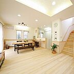 シンプルモダンスタイルのリビング 株式会社グリーンワールドの事例画像