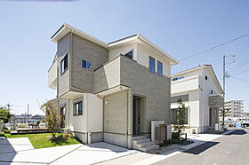 ヘスタホーム岐阜県庁前展示場の施工事例「シアタールームのある秘密基地のような家」のメイン画像