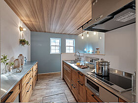 ヘスタホーム岐阜県庁前展示場の施工事例「カリフォルニアスタイルと相性ばっちりな吹き抜けの住まい」の画像3