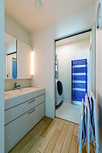 シンプルモダンスタイルの洗面所 ミツヤジーホーム株式会社の事例画像