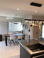 カフェスタイルのキッチン ミツヤジーホーム株式会社の事例画像