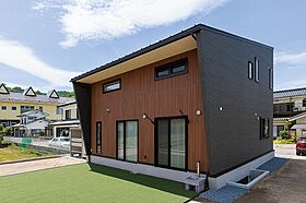 ミツヤジーホーム株式会社の施工事例「家族が集う場所「地下室のある家」で叶う暖かな暮らし!」のメイン画像