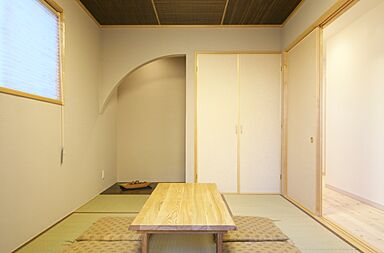株式会社木のすまい工房の施工事例「漆喰の潔白な気品と華のあるすまい」の画像5
