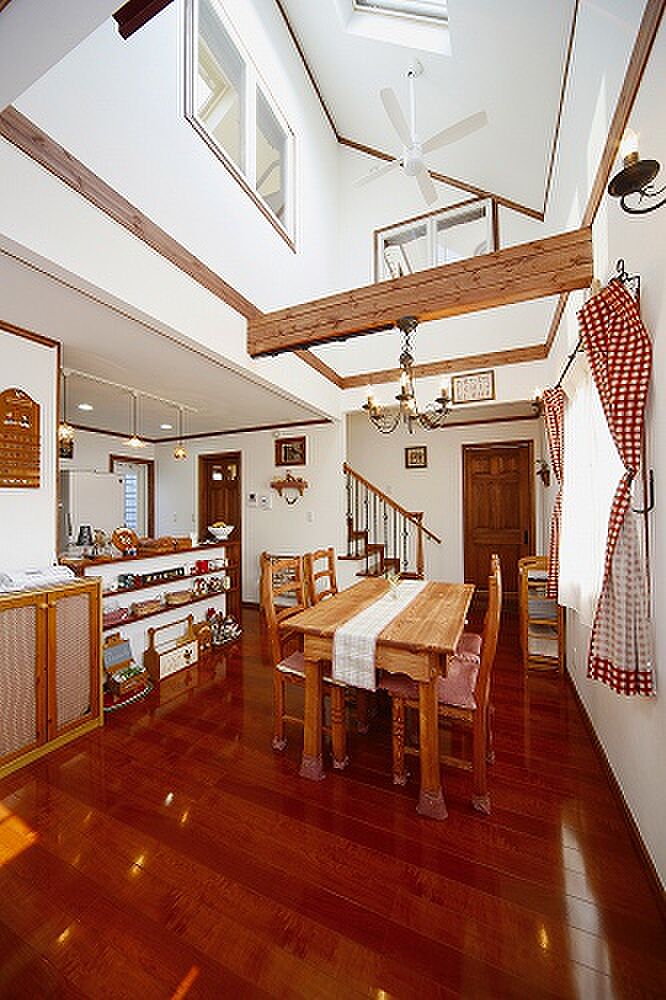 コグマホーム本社 モデルハウス八王子店の公式画像_リビング4