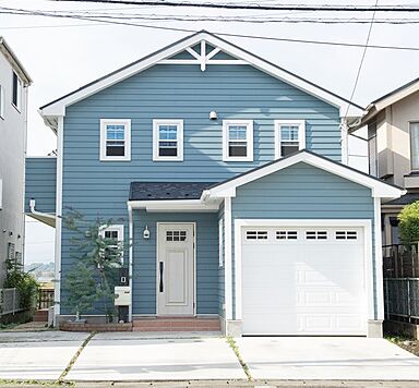 コグマホーム本社 モデルハウス八王子店の施工事例「ガレージとおうちカフェがあるかわいい家」の画像3