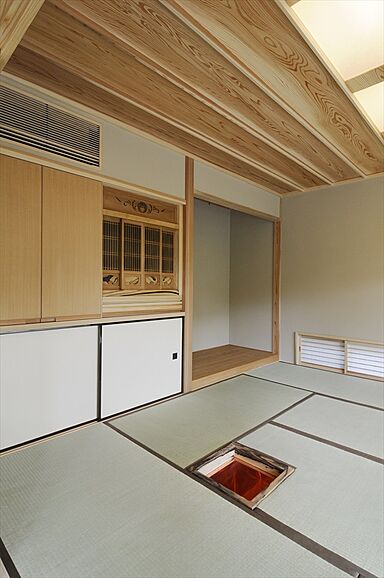 材木屋が造る無垢の家 カツマタの施工事例「和と洋の融合~優雅で美しい空間 無垢の家」の画像4