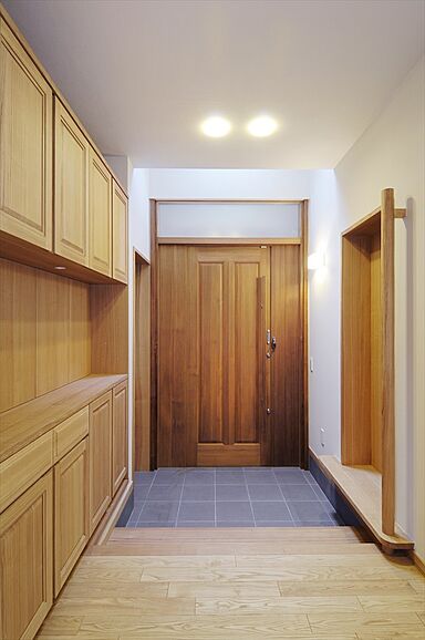 材木屋が造る無垢の家 カツマタの施工事例「和と洋の融合~優雅で美しい空間 無垢の家」の画像6