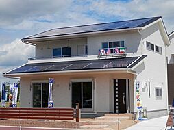 パナソニックビルダーズグループ「テクノホームヤマト」の施工事例「大容量太陽光のこだわりの邸」の画像