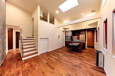 「施工エリア限定!」地元密着57年 株式会社伊庭工務店の施工事例「年中快適なナチュラルモダンな家」の画像