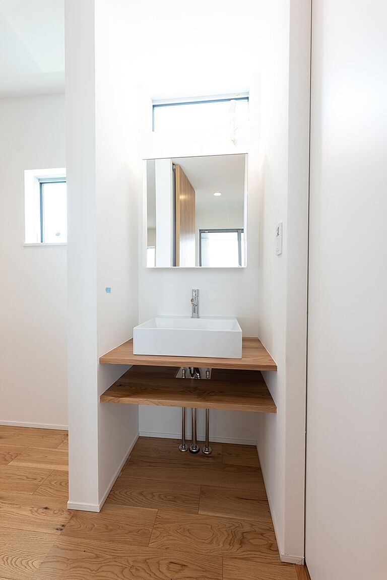 「施工エリア限定!」地元密着57年 株式会社伊庭工務店の公式画像_洗面4