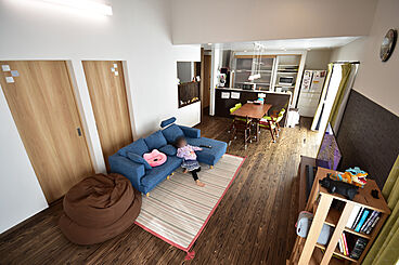 丸和建設株式会社の施工事例「【鹿児島県 平屋】32.31坪 広々とした大空間リビングがある家」の画像