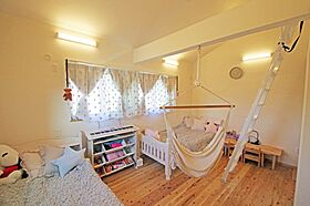 丸和建設株式会社の施工事例「【鹿児島県ロフト付き平屋】30.29坪 広い子供部屋とカウンターキッチンがある家」の画像5