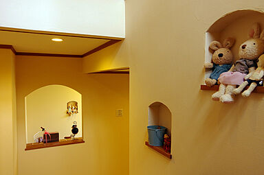 丸和建設株式会社の施工事例「【鹿児島市 2階建て】41.9坪 素朴でアンティークな風合いの家」の画像6