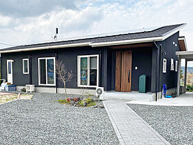 丸和建設株式会社の施工事例「【薩摩川内市 平屋】30.05坪 無垢材を使用した空気が心地いい家」の画像1