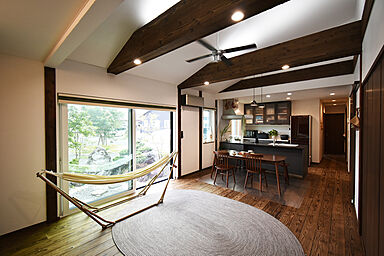 丸和建設株式会社の施工事例「【鹿児島市 平屋】31.93坪 縁側とワークスペースカウンターがある和モダンな家」の画像1