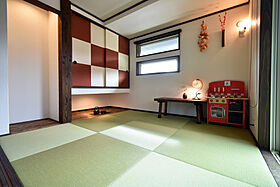 丸和建設株式会社の施工事例「【鹿児島市 平屋】28.77坪 黒い音響熟成木材を使った、小上がり和室のある家」の画像6