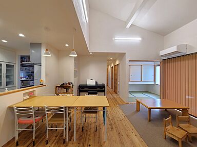 丸和建設株式会社の施工事例「【姶良市 平屋】35.31坪 書斎付き寝室やピアノスペースがある家」の画像