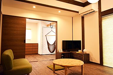 丸和建設株式会社の施工事例「【鹿児島市 2階建て】28.18坪(93.16㎡)書斎を備えた真壁風和モダンの家」の画像1