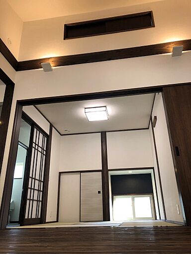 丸和建設株式会社の施工事例「【鹿児島市 2階建て】28.18坪(93.16㎡)書斎を備えた真壁風和モダンの家」の画像5