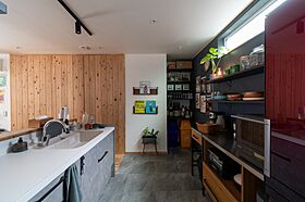 丸和建設株式会社の施工事例「【鹿児島市 2階建て】28.93坪(95.64㎡)隠し扉を設けた遊び心溢れる家」の画像3