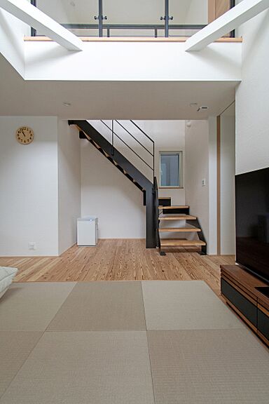 丸和建設株式会社の施工事例「【鹿児島市 2階建て】32.99坪(109.09㎡)吹き抜けで開放感あふれる空間」の画像5