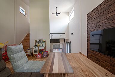 丸和建設株式会社の施工事例「【鹿児島市 2階建て】35.75坪(118.20㎡)スキップフロアを生かした家」の画像1