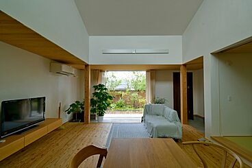 丸和建設株式会社の施工事例「【霧島市 平屋】33.31坪(110.13㎡)土間を介して外と繋がる平屋」の画像